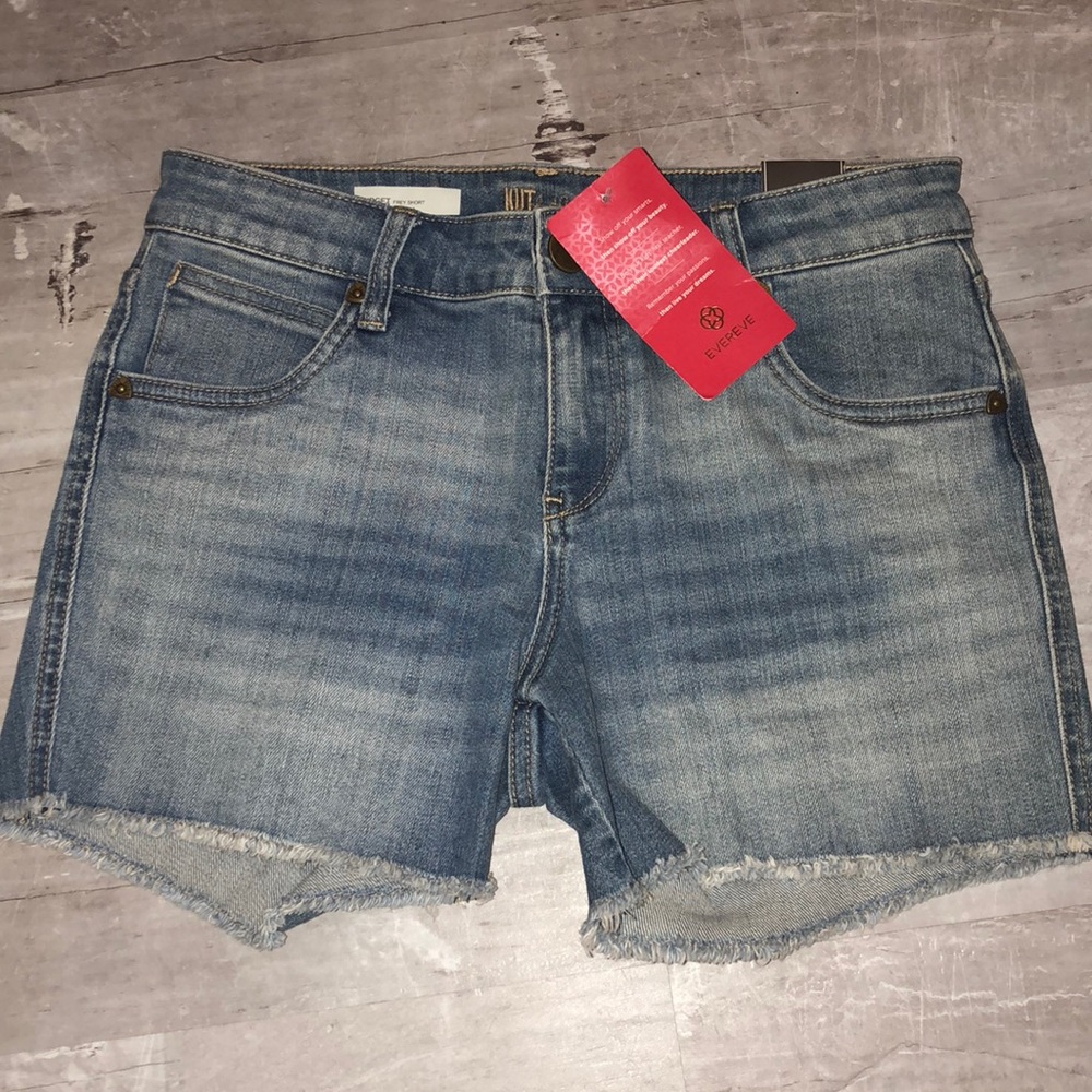 Evereve Shorts NWT